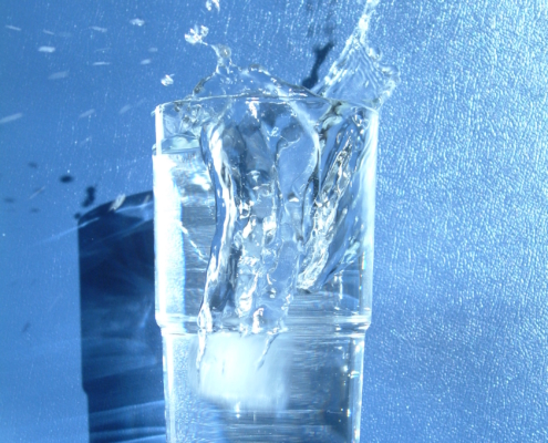 Koel water, dankzij koudtapwatercirculatiesysteem met koeling in de recirculatieleiding, deel 1