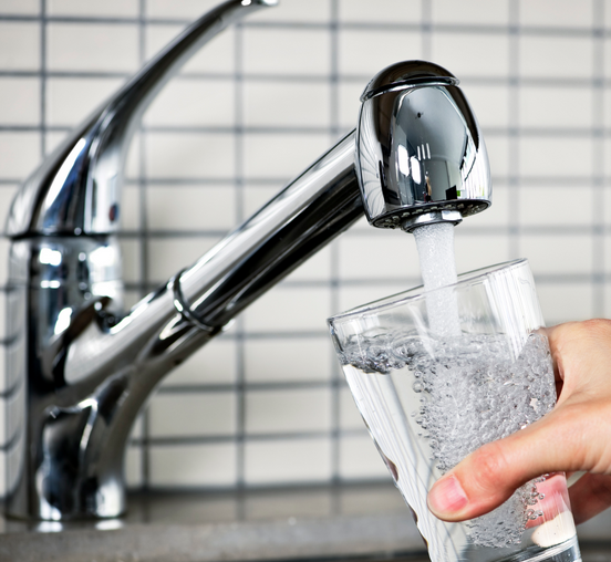 Loden waterleidingen: verplicht verwijderen